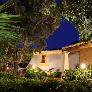 Residenza Di Campagna Seranile Casa rural