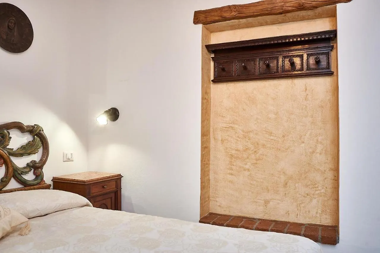 Pensión Hotel La casa del Balivo Dorgali Italia